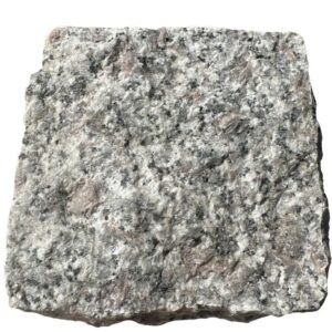 Đá Cubic Tím Hoa Cà Chẻ Tay